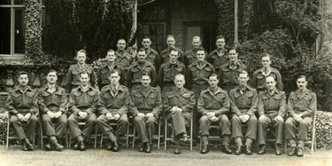 Major General Moorhead with officers from 1st Battalion.