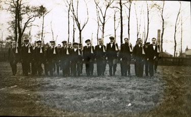 Group of men from the Pals Battalions at drill in Heaton Park