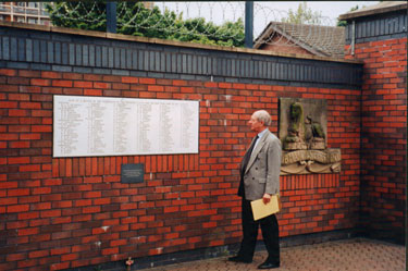Boer War memorial -  2nd V.B. 